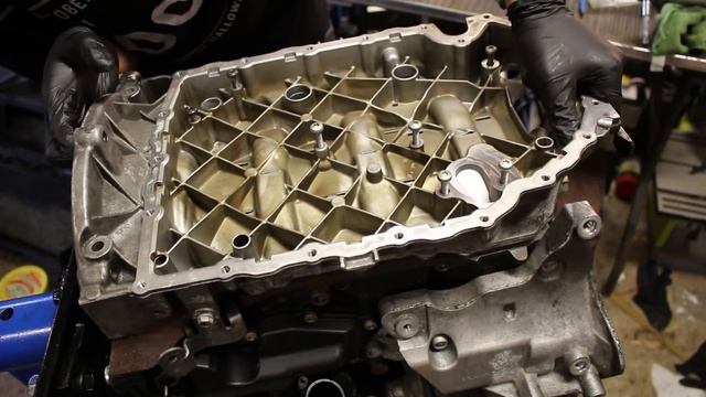 VW 2.0T TSI - Full Engine Rebuild смотреть онлайн