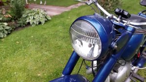 ИЖ-49  1953 г.  Я владелец этого мотоцикла 40 лет.  Нашел я его в п. Надежный,  ЯАССР.