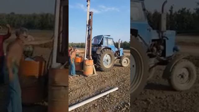 Установка шпалерных столбов производства нашей компании АО Сад Гигант смотреть онлайн