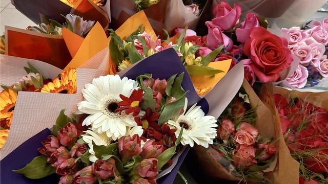 ПОДАРИ МНЕ, ПОДАРИ!!! (Гипермаркет "ГЛОБУС") смотреть онлайн