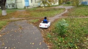 Гонщик Даня. Детская Ауди. Электромобиль для мальчика