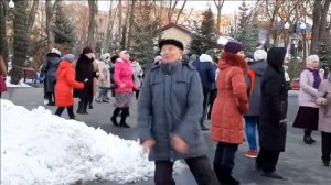 НА БЕРЕГУ ЧУ ТАНЦЫ В ПАРКЕ ГОРЬКОГО