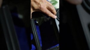 Магнитолу 2 дин, в консоль 1 дин, поставить можно и без проблем.