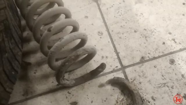 Мерседес Е200. Ремонт задней подвески. смотреть онлайн