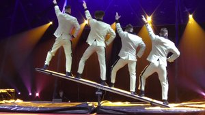 Цирк. Акробаты и подкидная доска, видео 2023 год