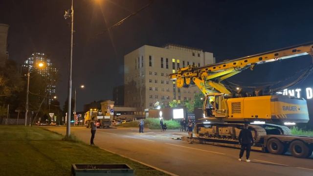 Буровая установка BAUER BG28H смотреть онлайн