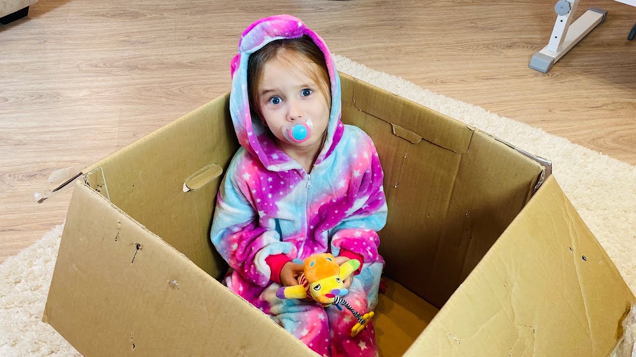 Полина и весёлая история с игрушками. смотреть онлайн