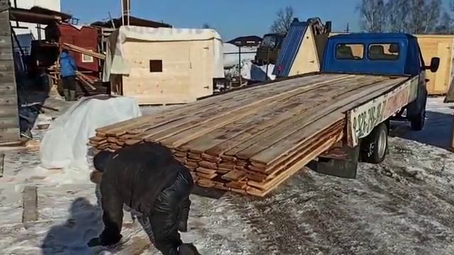 обрезная доска с обзолом для забора
