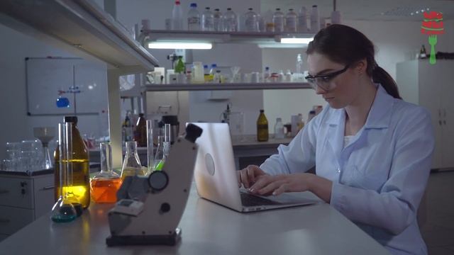 Полезно ли пить магазинное молоко? Из чего состоит молоко в пачках?