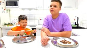 Егорка и Космическая еда Among us