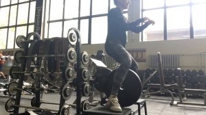 ОМВ присед с весом на поясе 25кг  3й раунд из 5-ти.