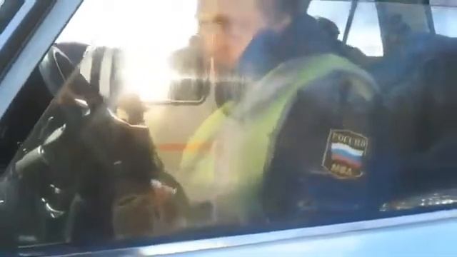 Пьяный самоубийца в погонах смотреть онлайн