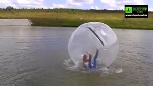 Зорбинг - Танец на воде