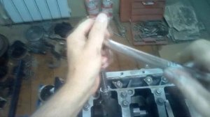 Установка поршневой группы. Капитальный ремонт и гильзовка двигателя BDW 2.4 Ауди А6 С6