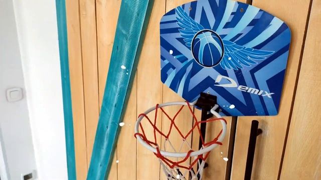 Plutonic показывает как правильно убираться дома .Плутоник и игра в уборку дома смотреть онлайн