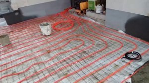 Раскладка теплого пола на улице 243 квадрата.