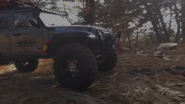 RC group driving /Willys/YK4082/ YK4081/Suzuki Jimny LJ10/Gmade Commodore Double/SCX10III CJ-7 смотреть онлайн