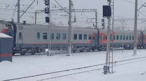 Отправление фирменного поезда №016А «Арктика» Москва — Мурманск с Ладожского вокзала #поезда #спб