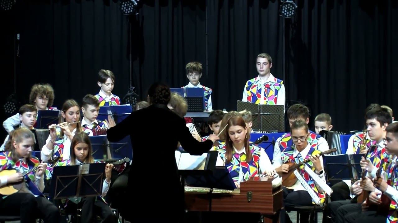 Э.Григ - Апокалиптика "В пещере горного короля", соло на бас-гитаре Иван Копылов смотреть онлайн