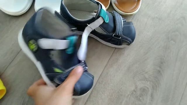 Мои ЛЕТНИЕ покупки. Шлепанцы с WILDBERRIES, босоножки с KARI, детские сандали с ЛАПОТКА... смотреть онлайн