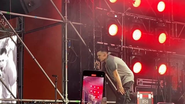 NЮ - В сердце смотреть онлайн