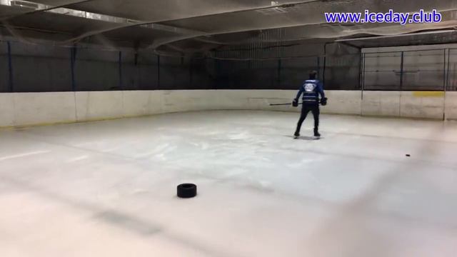 РЕЗКИЕ ПОВОРОТЫ НА КОНЬКАХ, КАК ПОВОРАЧИВАТЬ УЛИТКИ? смотреть онлайн