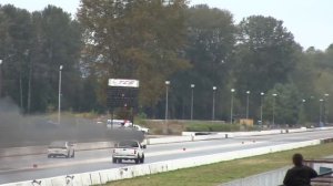 Hellcats vs Пикапы - дрэг-рейсинг