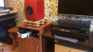 KEF LS50 – распаковка и включение