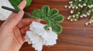 Очень красивый цветок???? крючком