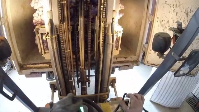 13.11.18 г Продолжаем упаковать картофель смотреть онлайн