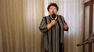 За окошком вьюга белая