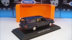 Maxichamps 1:43 Volvo 240 GL stationwagen blauw modelauto schaalmodel miniatuur