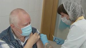 В России 25 миллионов человек уже сделали прививку от гриппа