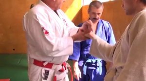 Традиционное Джиу - джицу: работа с яварой.