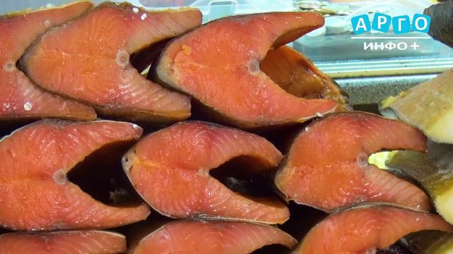 Сафоновцы вновь могут полакомиться рыбой и икрой, привезенных с Камчатки