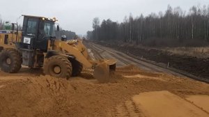 Фронтальный погрузчик SEM 636D
