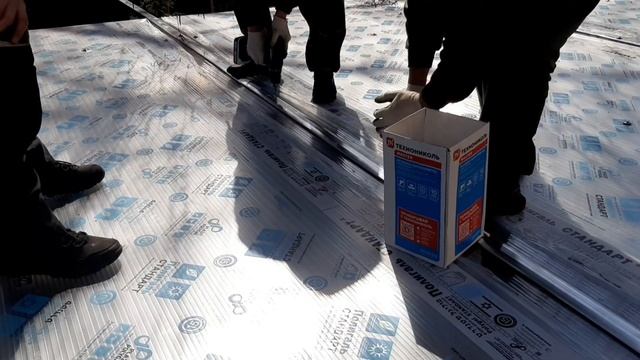 Замена профилированного поликарбоната на сотовый 16 мм , прозрачная кровля смотреть онлайн