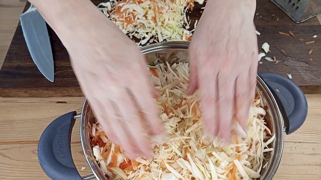 Капуста квашена - хрустящая, сочная, белая смотреть онлайн