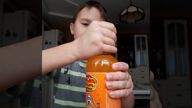 как открыть бутылку если она заклеина смотреть онлайн