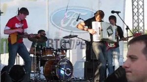 СЕЛО И ЛЮДИ - Track 2