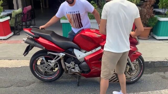 Honda Vfr 800 inceleme 2006 Model