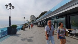 Ялта в сентябре. Бархатный сезон в Крыму. Отдыхающих не меньше. Цены.