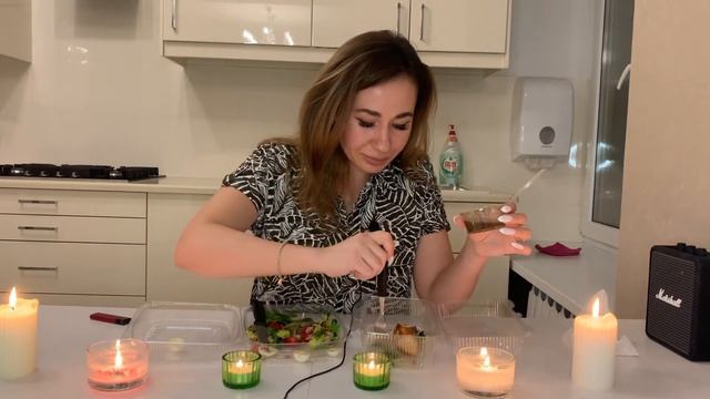 Plagedepourville 12. Мукбанг, Асмр сёмга со спаржей, салат с тунцом смотреть онлайн