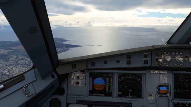 Beautiful approach into Palma De Mallorca - JustSim Add-On (Microsoft Flight Simulator 4K Ultra) смотреть онлайн