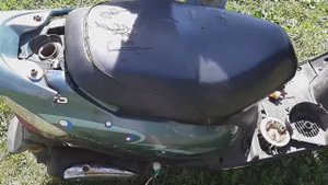 Скутер стоял три года на улице чистием карбюратор