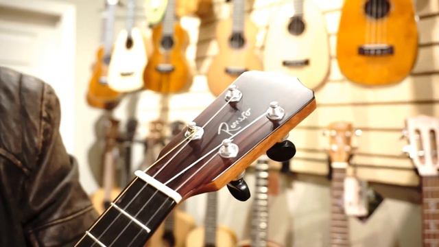 Romero Creations Replica Spruce Acacia Tenor Ukulele Demo by UKE Republic смотреть онлайн