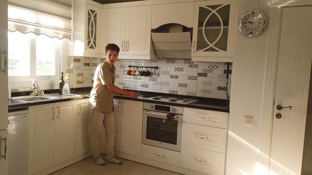 Шикарная квартира 3+1 окруженная лимоными садами. Недвижимость в Мерсине Турция.