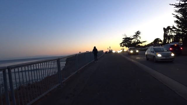 Чем живет американская женщина за две недели до праздника Thanksgiving смотреть онлайн