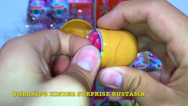 30 Яиц Сюрприз, обзор и сравнение двух коллекций Куколки и Пони. Unboxing 2 Surprise Collection