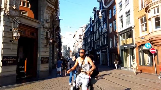 Прогулка по Амстердаму - Нидерланды - гуляем по городу смотреть онлайн